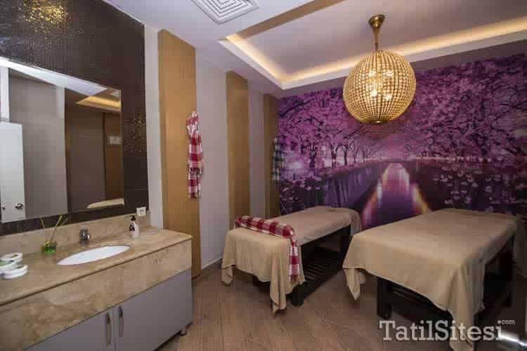 Palm World Resort And Spa Hotel